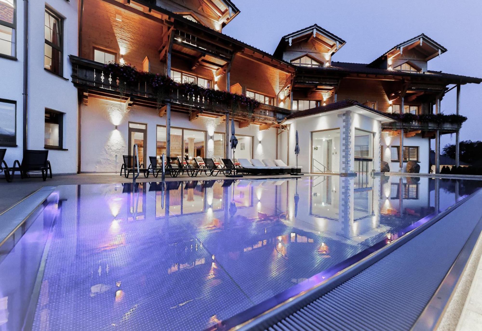 Langdorf  Wellness & Naturhotel Tonihof מראה חיצוני תמונה