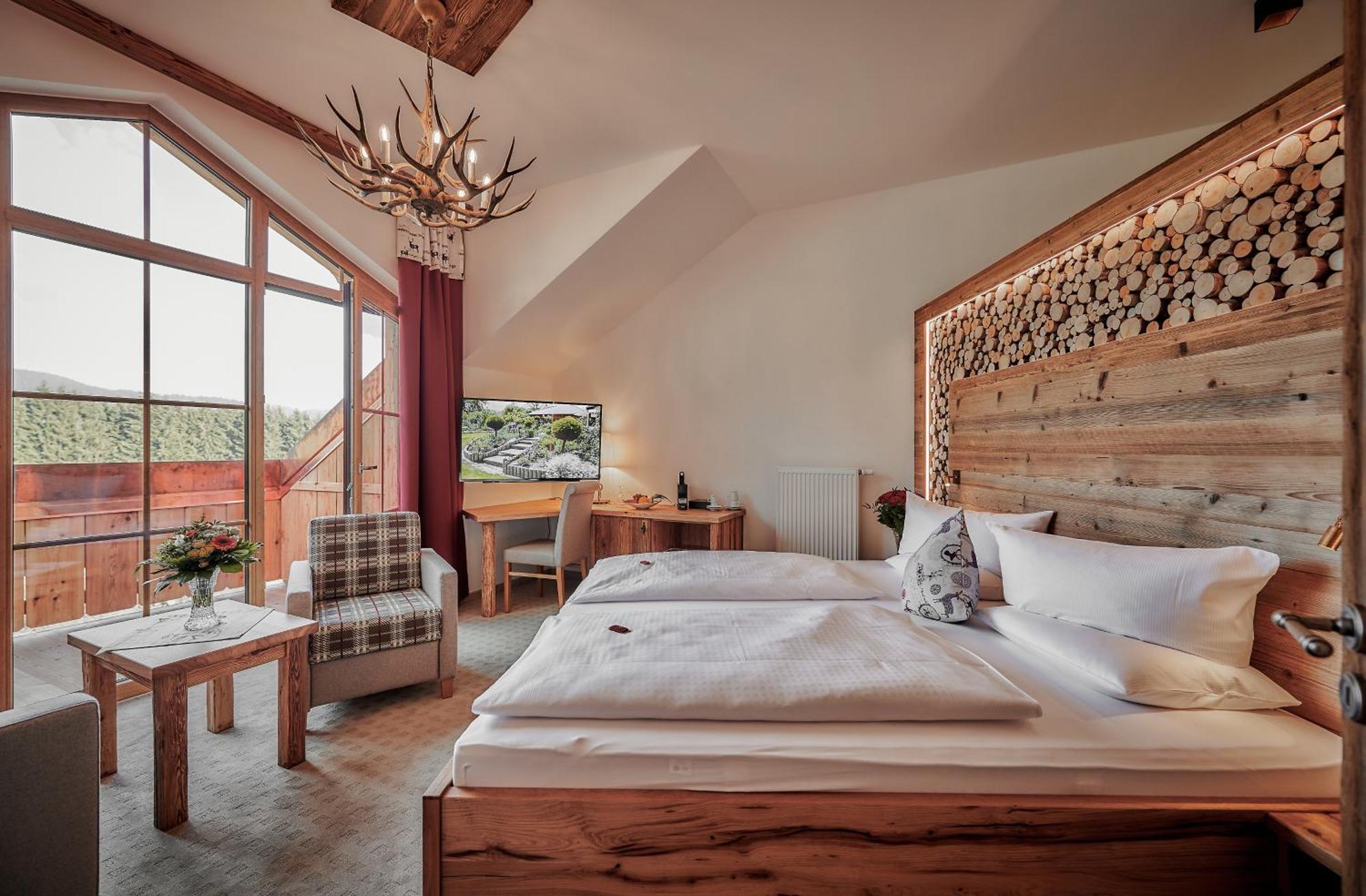 Langdorf  Wellness & Naturhotel Tonihof מראה חיצוני תמונה